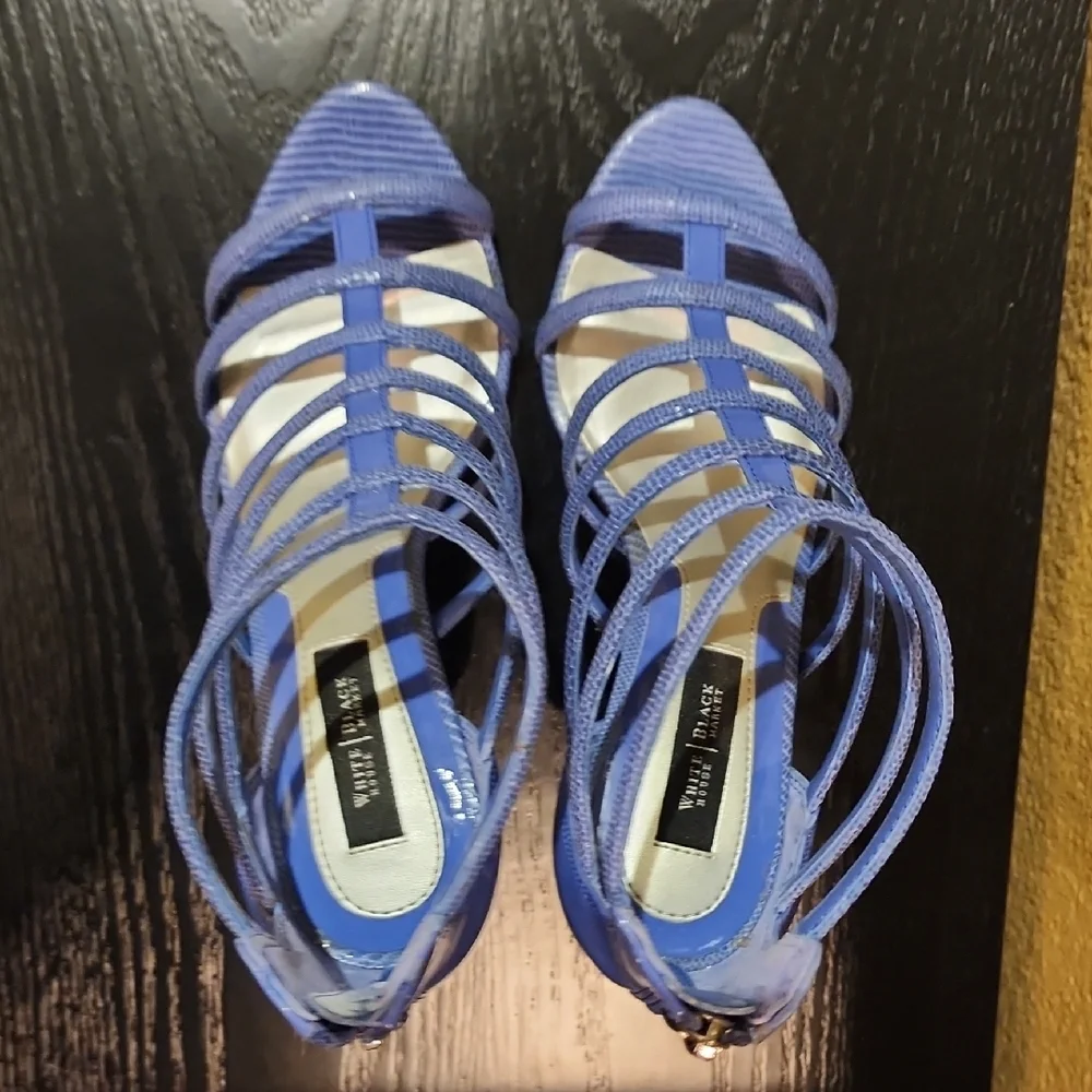 White House Black Market Blue Strappy Heels - Picture 5 of 8